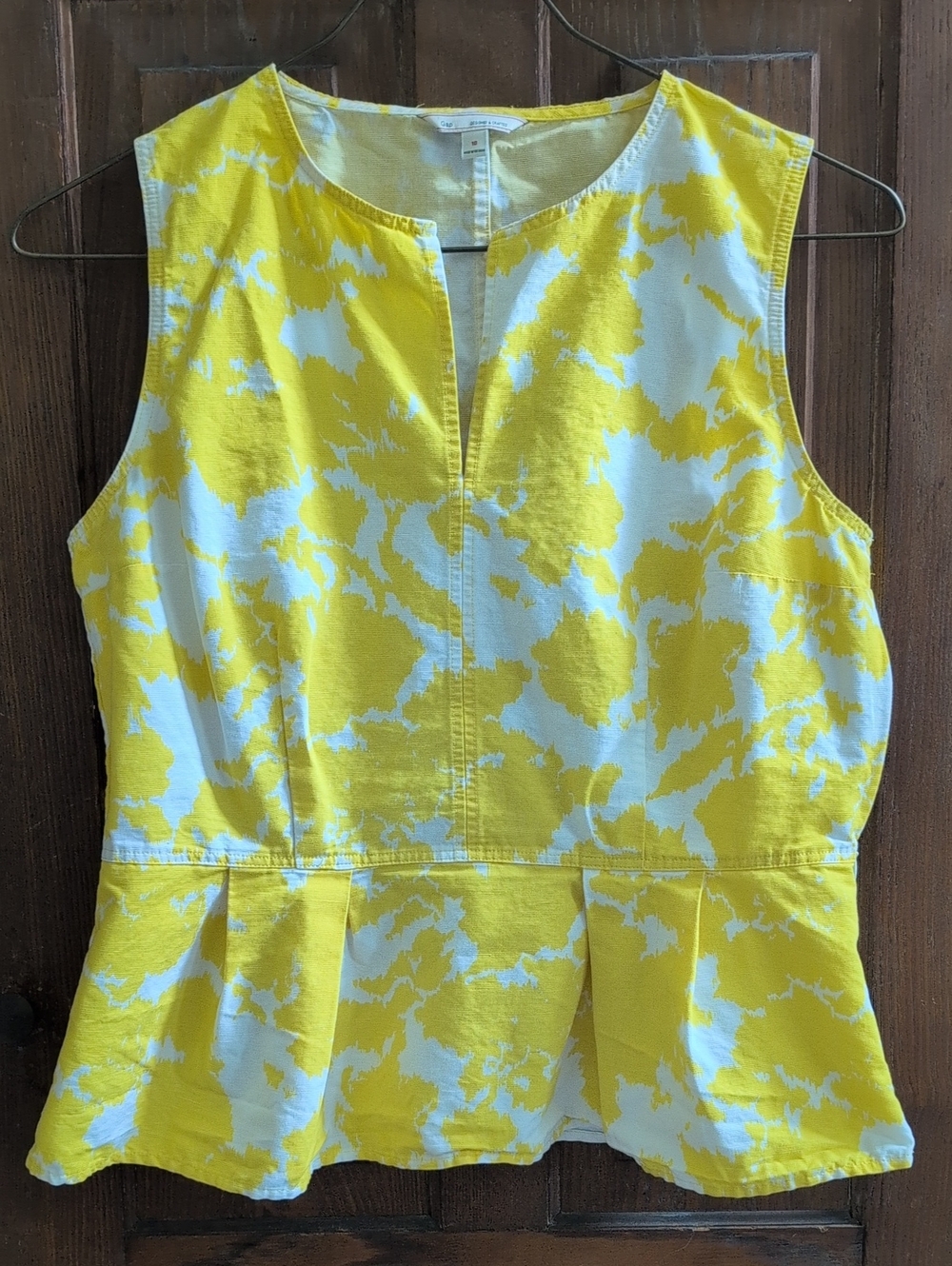 Peplum Yellow and White Printed Sleeveless Top